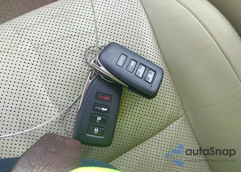 2014 Lexus Es 350 z USA, uszkodzony, nr VIN JTHBK1GGXE2088416